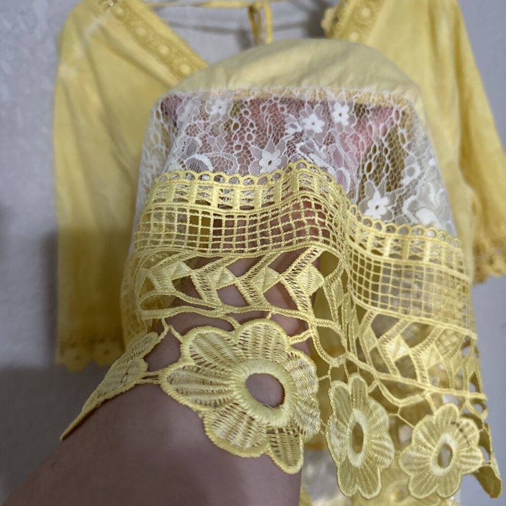 V-Neck Tunic Blouse Yellow Embroidered Crochet Trim Size L Indigo Thread Co. - Picture 6 of 12